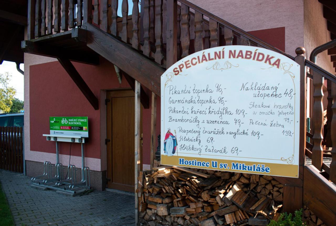 Hostinec A Penzion U Sv. Mikulase Hať Buitenkant foto